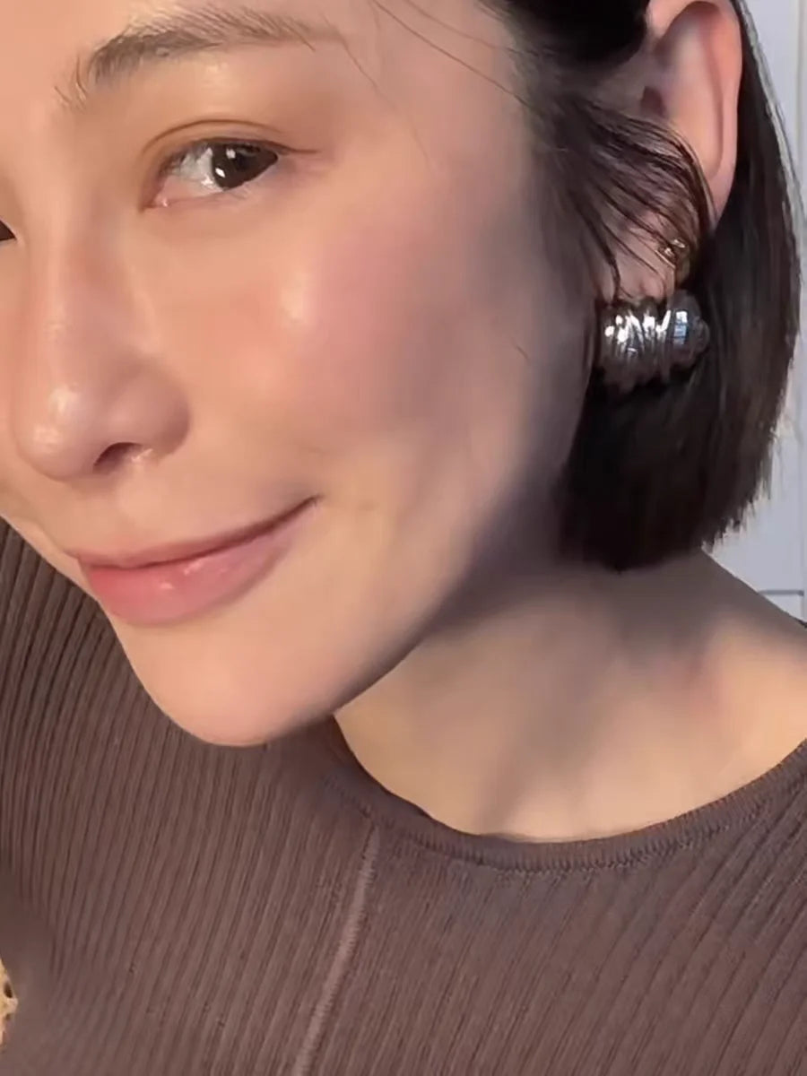 Brass With 18K Line Twist Claw Hoop Earrings Women Jewelry Punk Party T Show Gown Runway Trendy Korean Japan Israel INS
