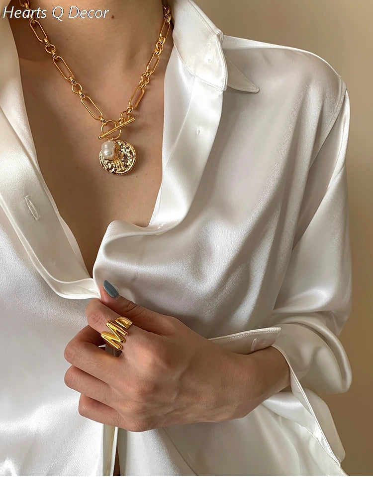 Bass Baroque Pearl Portrait Toggle OT Chain Choker Statement Necklace Punk Hiphop Designer T Show Runway Gown Sweet Boho Trendy