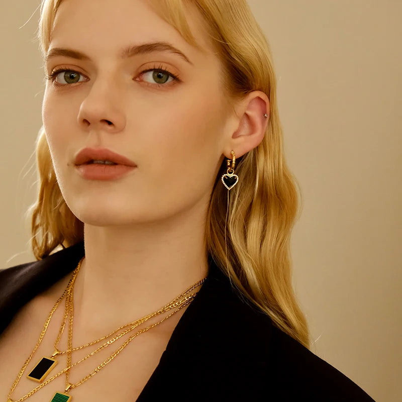 Brass With 18K Gold Black Stone Heart Dropping Earrings Women Jewelry Punk Party Gown Runway Rare Korean Japan Boho Hiphop