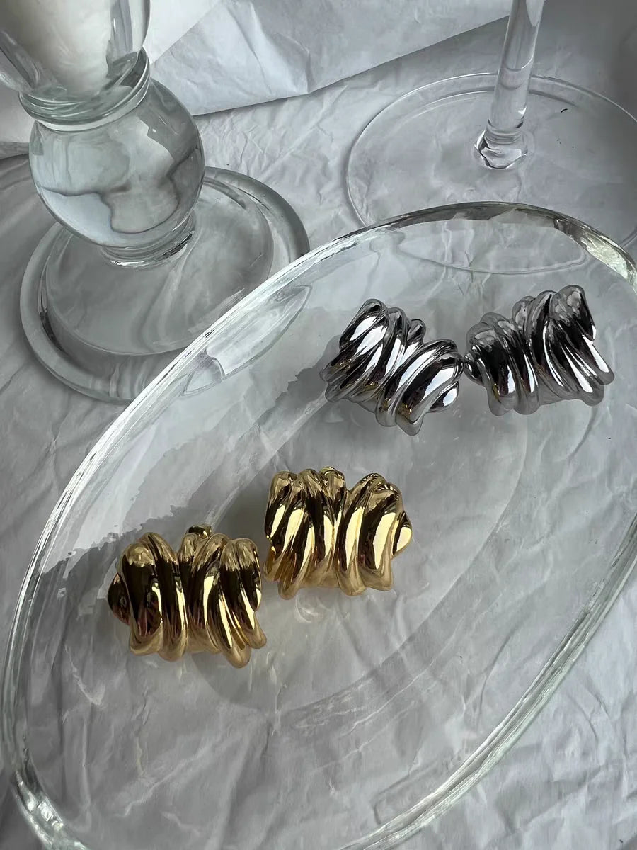 Brass With 18K Line Twist Claw Hoop Earrings Women Jewelry Punk Party T Show Gown Runway Trendy  Korean Japan Israel INS