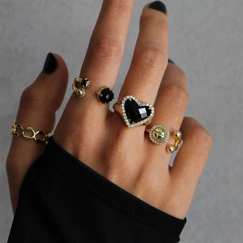 Brass With 18 K Gold AAA Zircon Black Hear Ring Women Jewelry Stuning Designer T Show Club Cocktail Party Rare Japan Korean INS