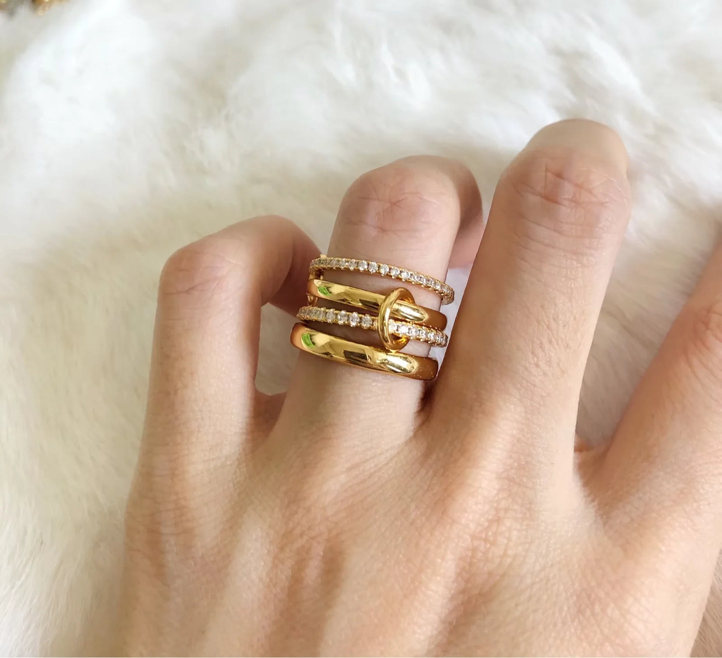 Brass AAA Zircon Pink White Blue Color Link Chain Rings Women Jewlery Designer T Show Club Cocktail Party Rare Japan Korean INS
