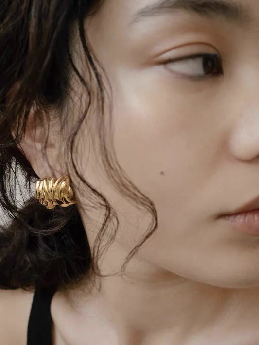 Brass With 18K Line Twist Claw Hoop Earrings Women Jewelry Punk Party T Show Gown Runway Trendy  Korean Japan Israel INS