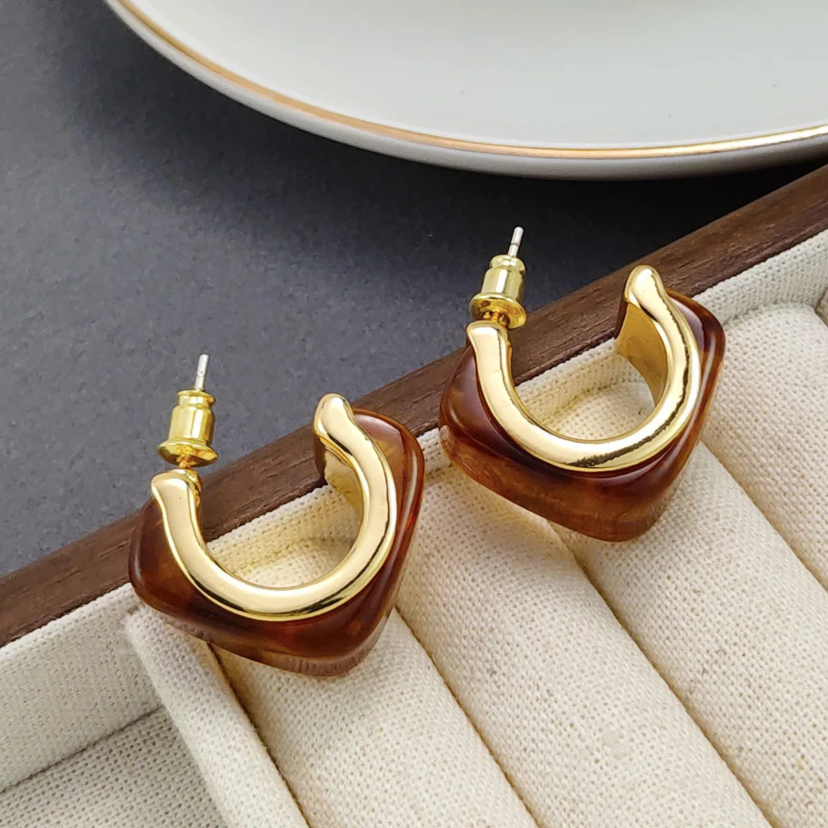 Brass With 18K Gold Square Brown Resin Hoop Earring Women  Jewelry Punk Designer Club Cocktail  Party Boho Japan Korean