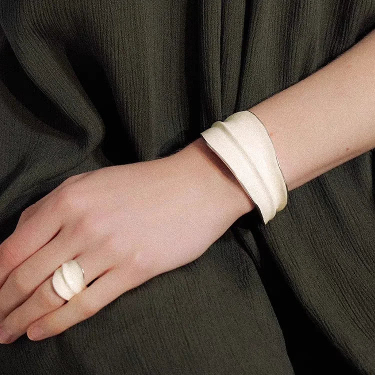 Brass With White Gold Chunky White Enamel Bangle Women Jewelry Designer T Show Runway Gown Rare INS Japan Korean Trendy