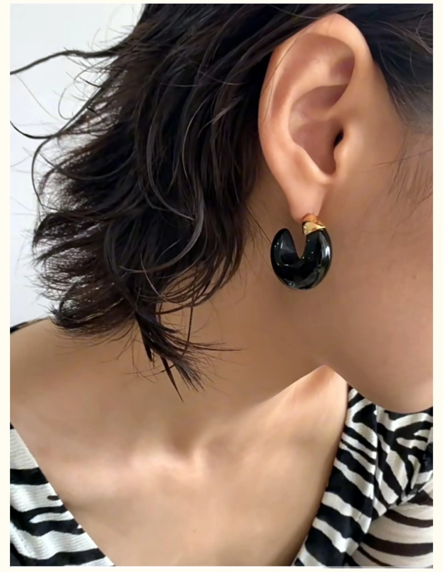 Brass Retro Black Jade CC Hoop Earrings Women Jewelry Punk Party T Show Gown Runway Trendy  Korean Japan Israel  Style INS