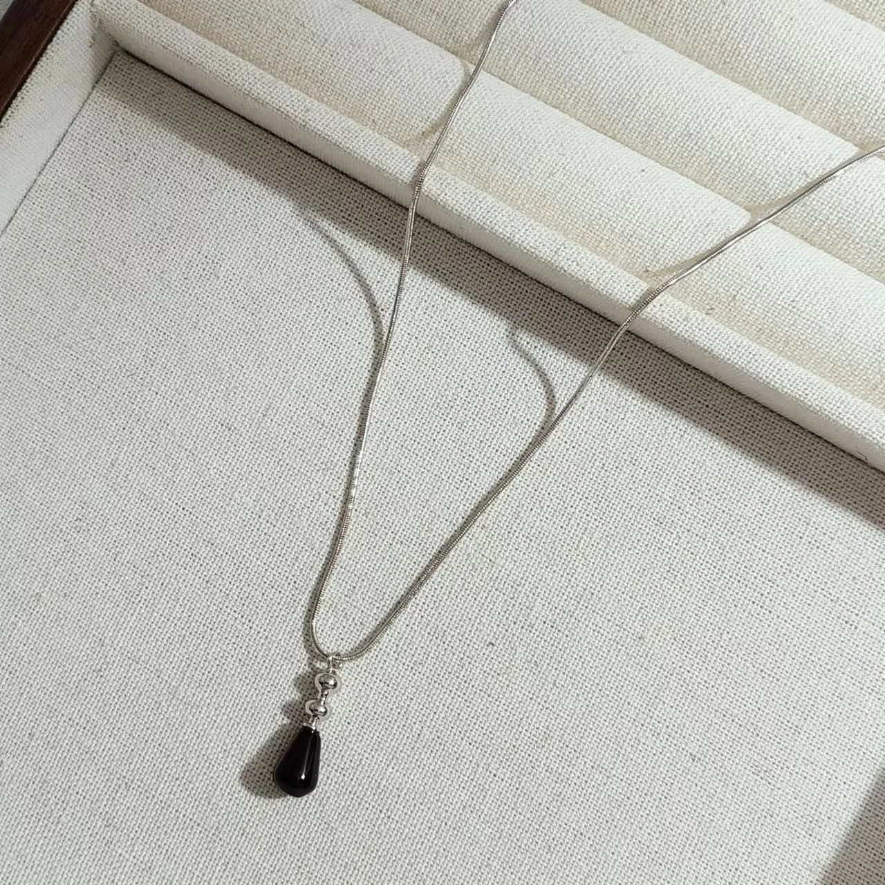 Brass Natural Jade Bottble Pendant Necklace Women Jewelry Punk Designer Runway Rare Gown Boho Japan Korean
