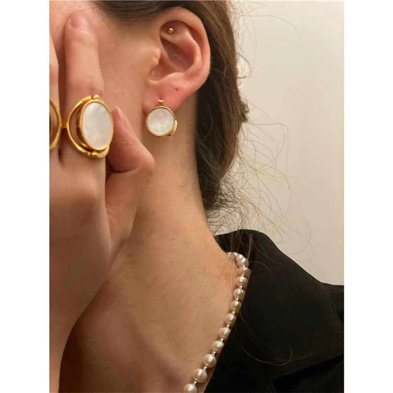 Brass With 18 K Gold Double Side Natural Shell Rings  Women Jewlery Designer T Show Club Cocktail Party Rare Japan Korean