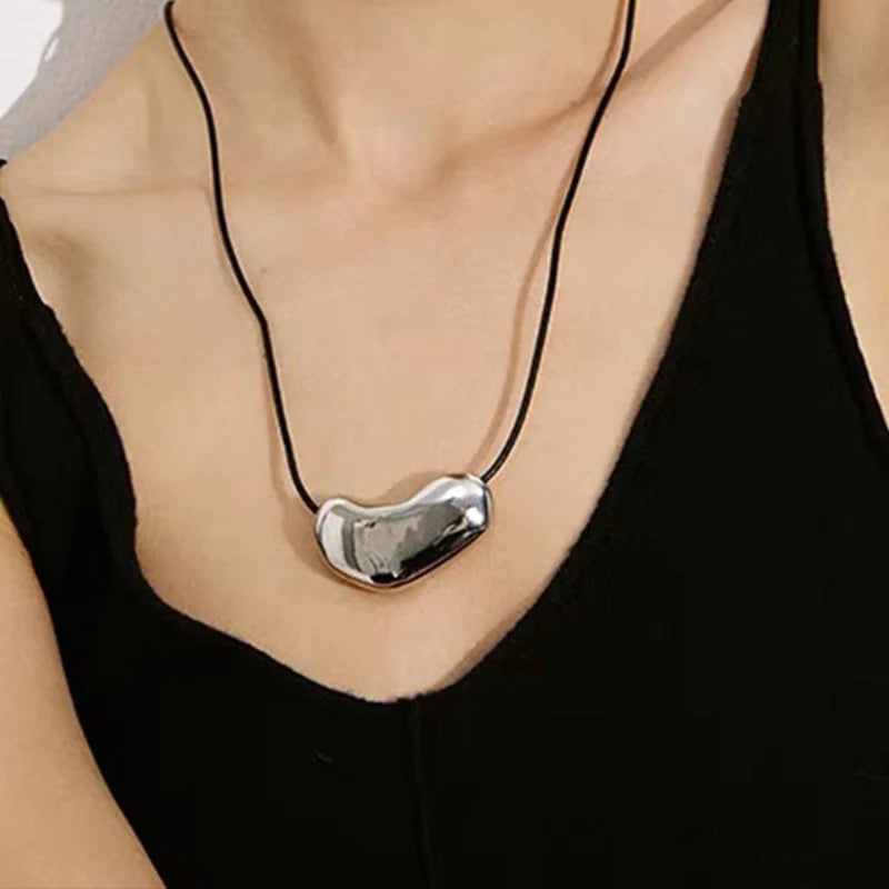 Brass Rope Chain Big Irregular Heart Pendant Necklace Women Jewelry Punk Designer Runway Rare Gown Boho Japan Korean