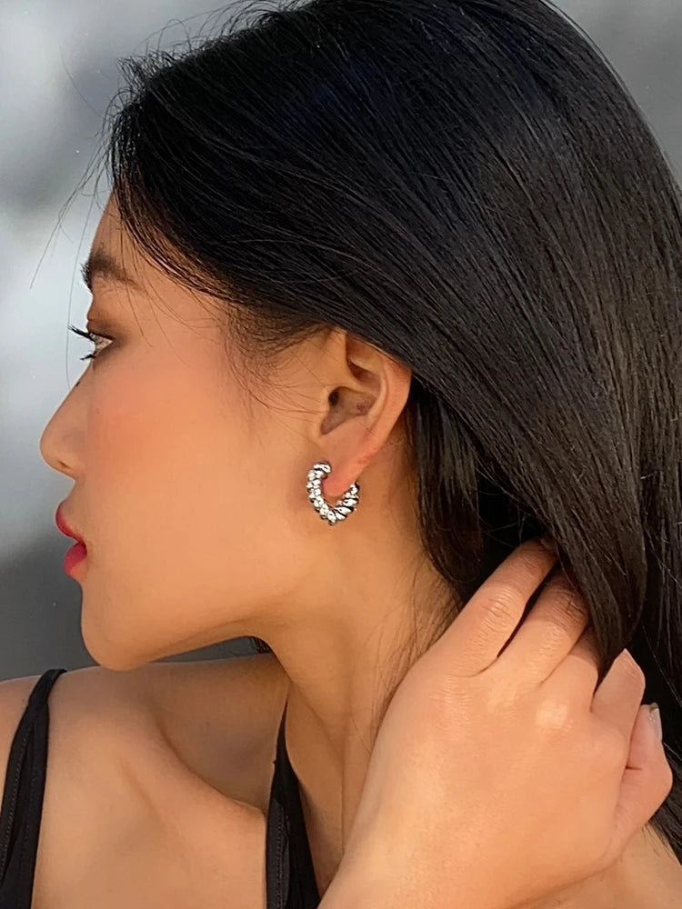 Brass With 18k Gold Cute Size Heart Stud  Earrings Women Jewelry Party Boho T Show Gown Runway  Party Rare Korean Japan Trendy