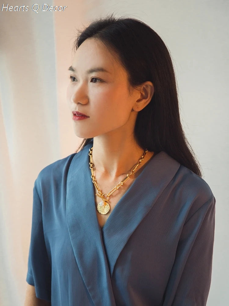 Bass Baroque Pearl Portrait Toggle OT Chain Choker Statement Necklace Punk Hiphop Designer T Show Runway Gown Sweet Boho Trendy