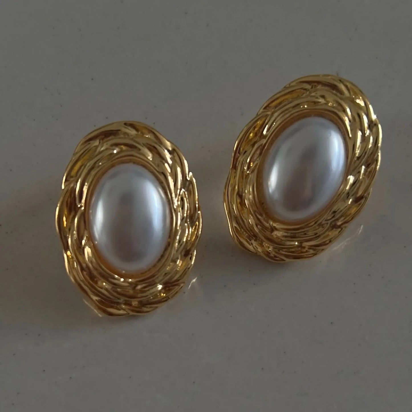Brass Vintage Faux Pearl Hoop Earrings Women Jewelry Party Boho T Show Gown Runway Rare Korean Japan Trendy