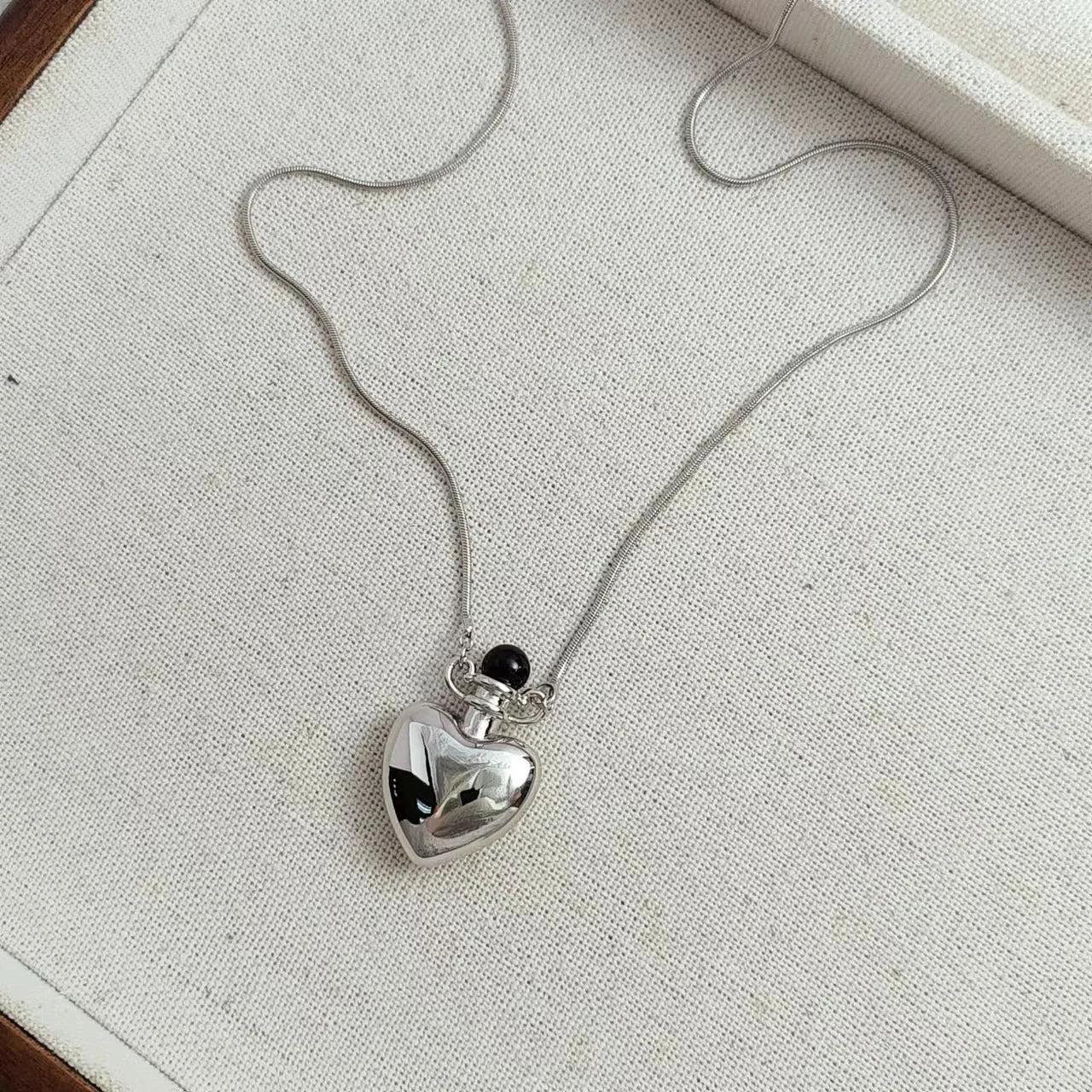 Brass Natural Jade Bottble Pendant Necklace Women Jewelry Punk Designer Runway Rare Gown Boho Japan Korean