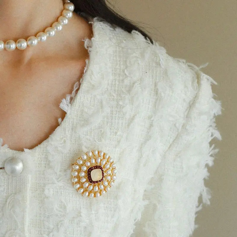 Brass With 18K Natural Crystal Freshwater Pearl Brooches Women Jewelry Punk Party T Show Gown Runway Trendy  Korean Japan Israel