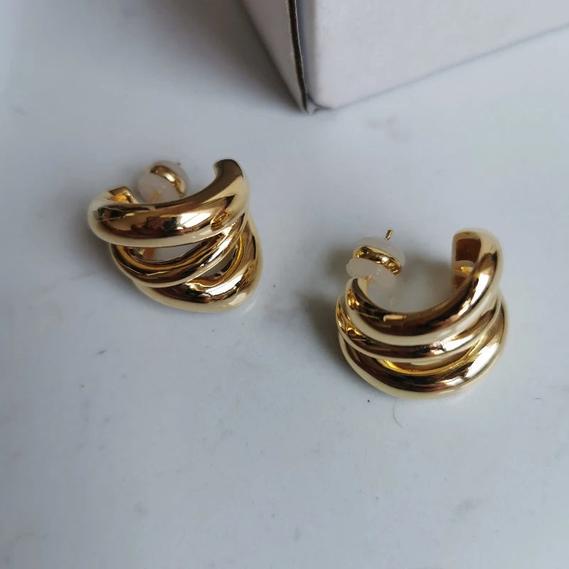 Brass With 18K Small Size Twist Claw Hoop Earrings Women Jewelry Punk Party T Show Gown Runway Trendy  Korean Japan Israel INS