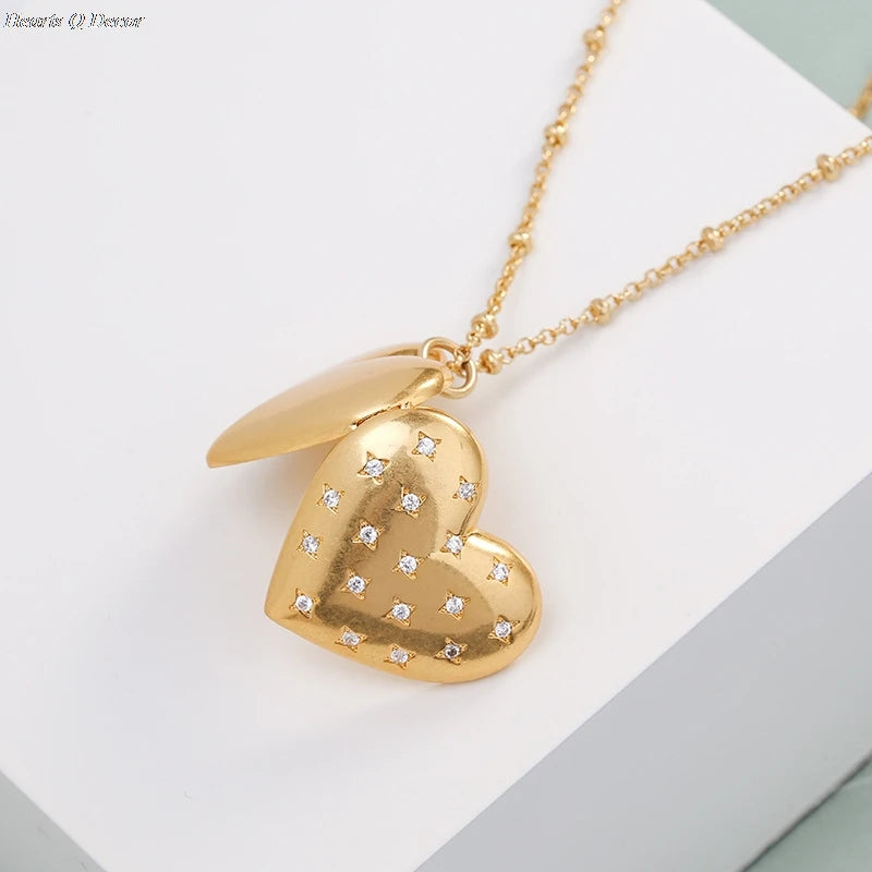 Zirconia Locket Heart Long Chain Pendant Necklace OL Designer T Show Runway Gown Sweety Boho Amazing Jewelry
