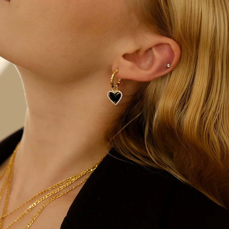 Brass With 18K Gold Black Stone Heart Dropping Earrings Women Jewelry Punk Party Gown Runway Rare  Korean Japan Boho Hiphop