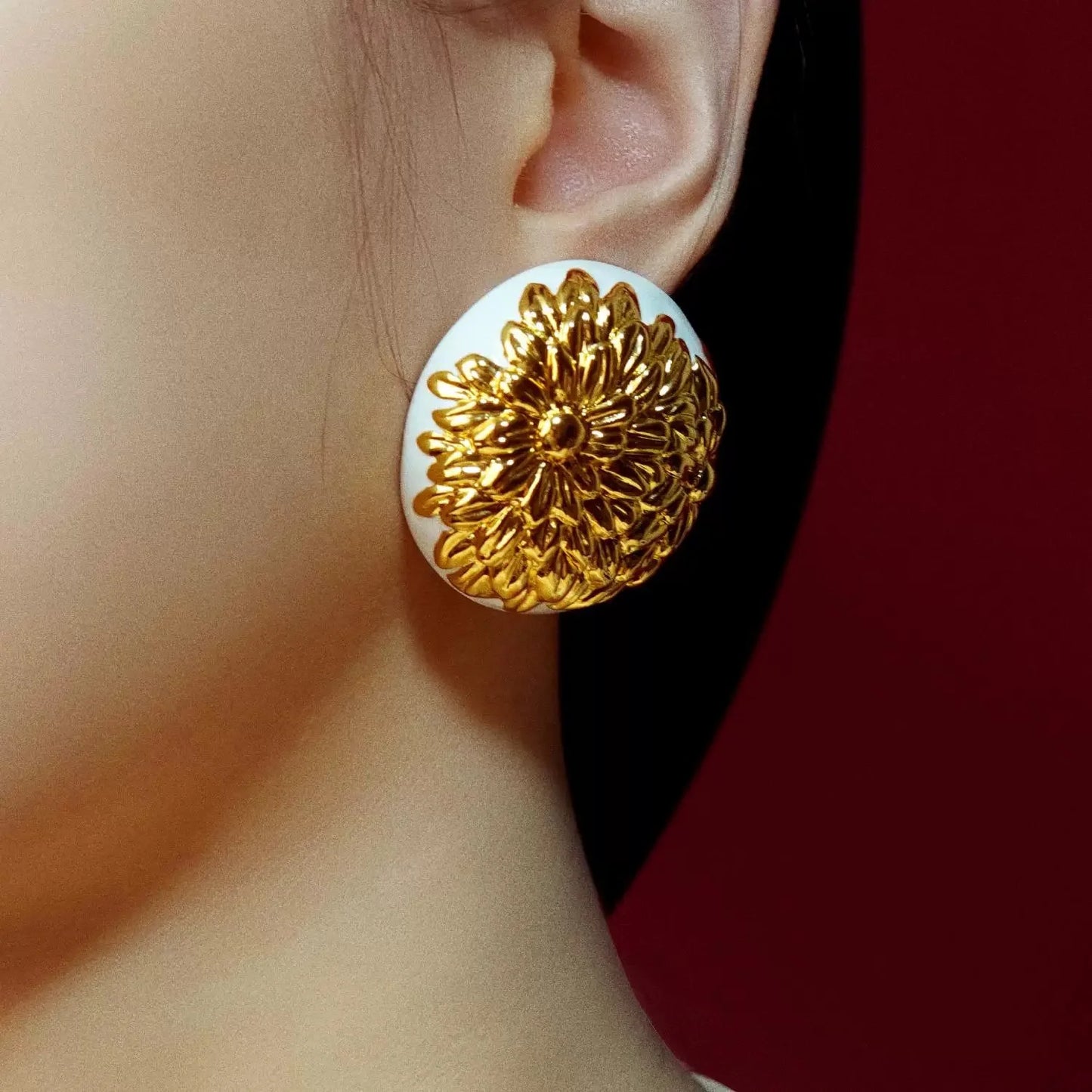 Brass With 18K Gold Retro Big Floral Stud Earrings Women Jewelry Punk Party T Show Gown Runway Korean Japan INS