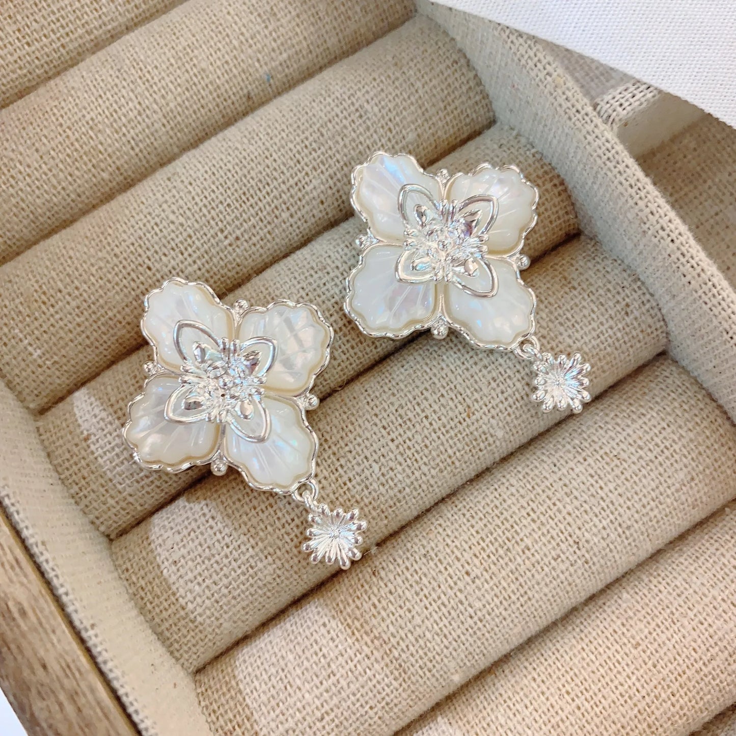 Brass White Natural Shell Flower Earrings Women Jewelry Punk Party T Show Gown Runway Korean Japan INS