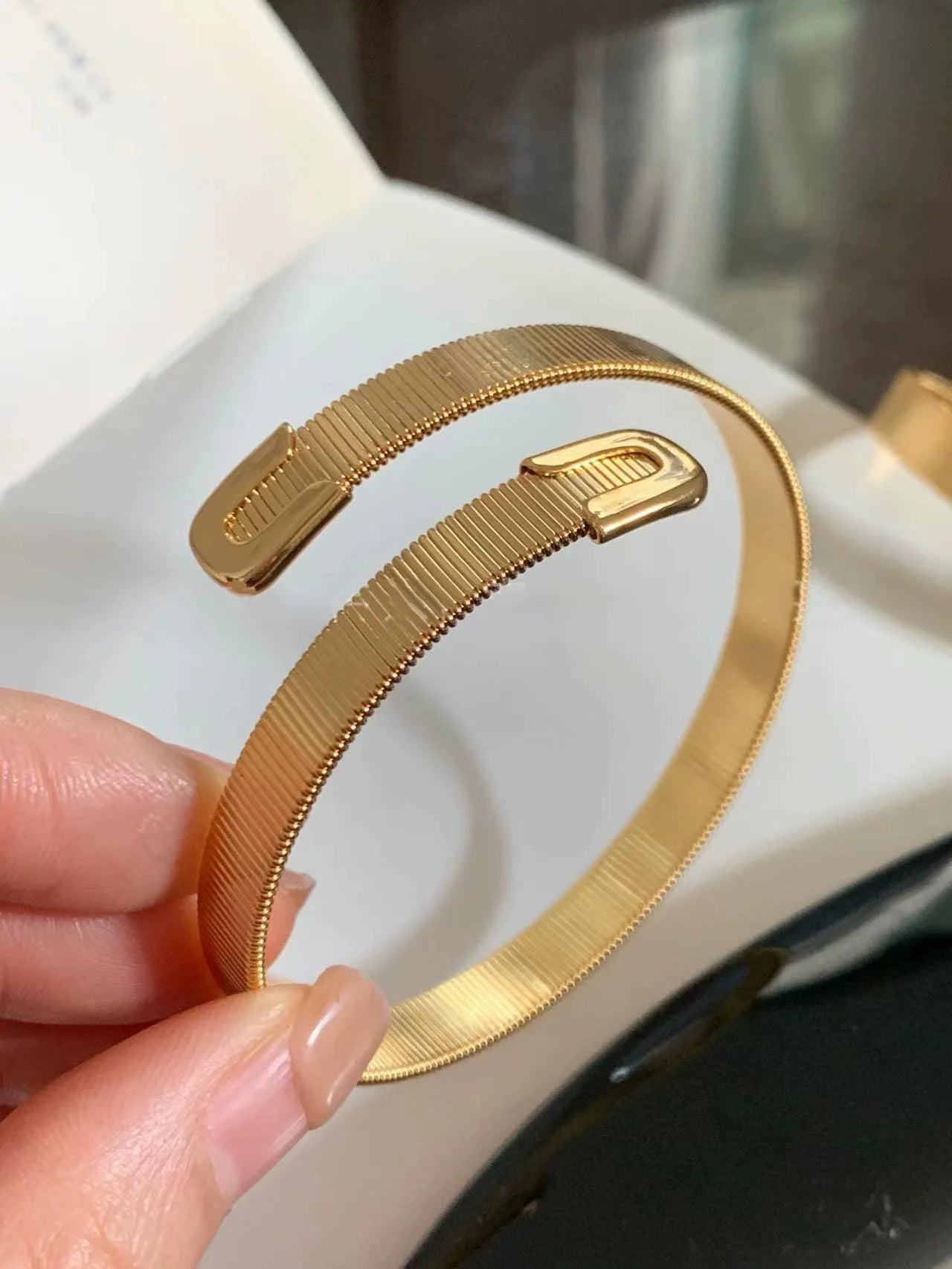 Brass Simply Twist Band Bracelet Women Men Lover Jewelry Designer T Show Runway Gown INS Japan Korean