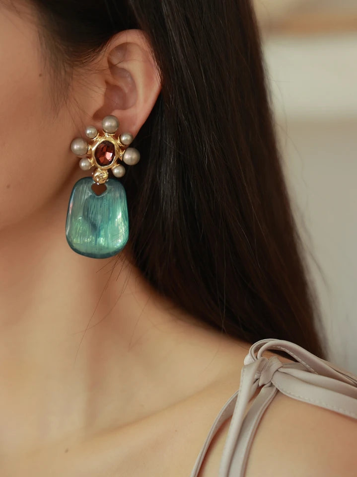 Vintage Style Green Pearl Flower Clip Earrings Women Jewelry Party Boho T Show Gown Runway Rare Korean Japan INS