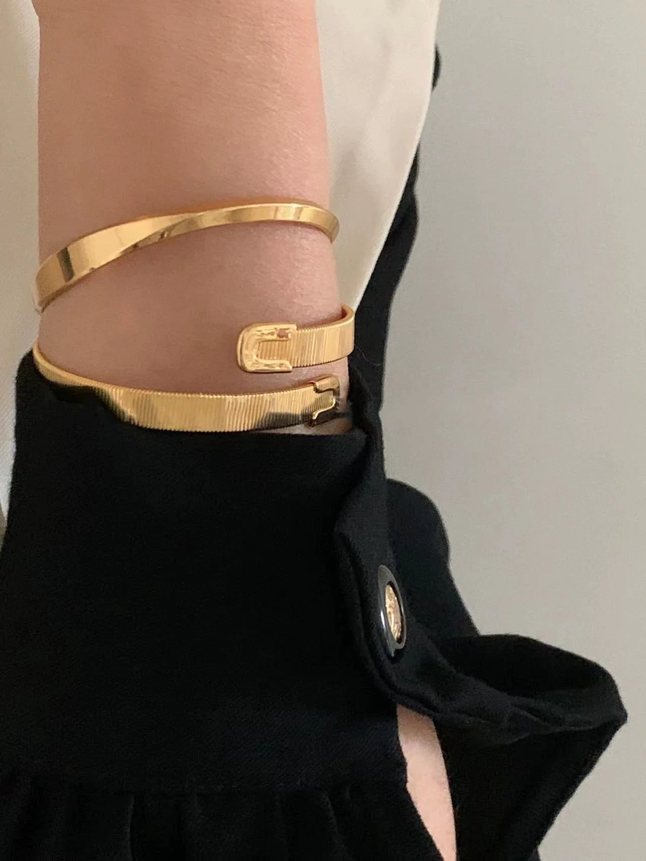 Brass Simply Twist Band Bracelet Women Men Lover Jewelry Designer T Show Runway Gown INS Japan Korean