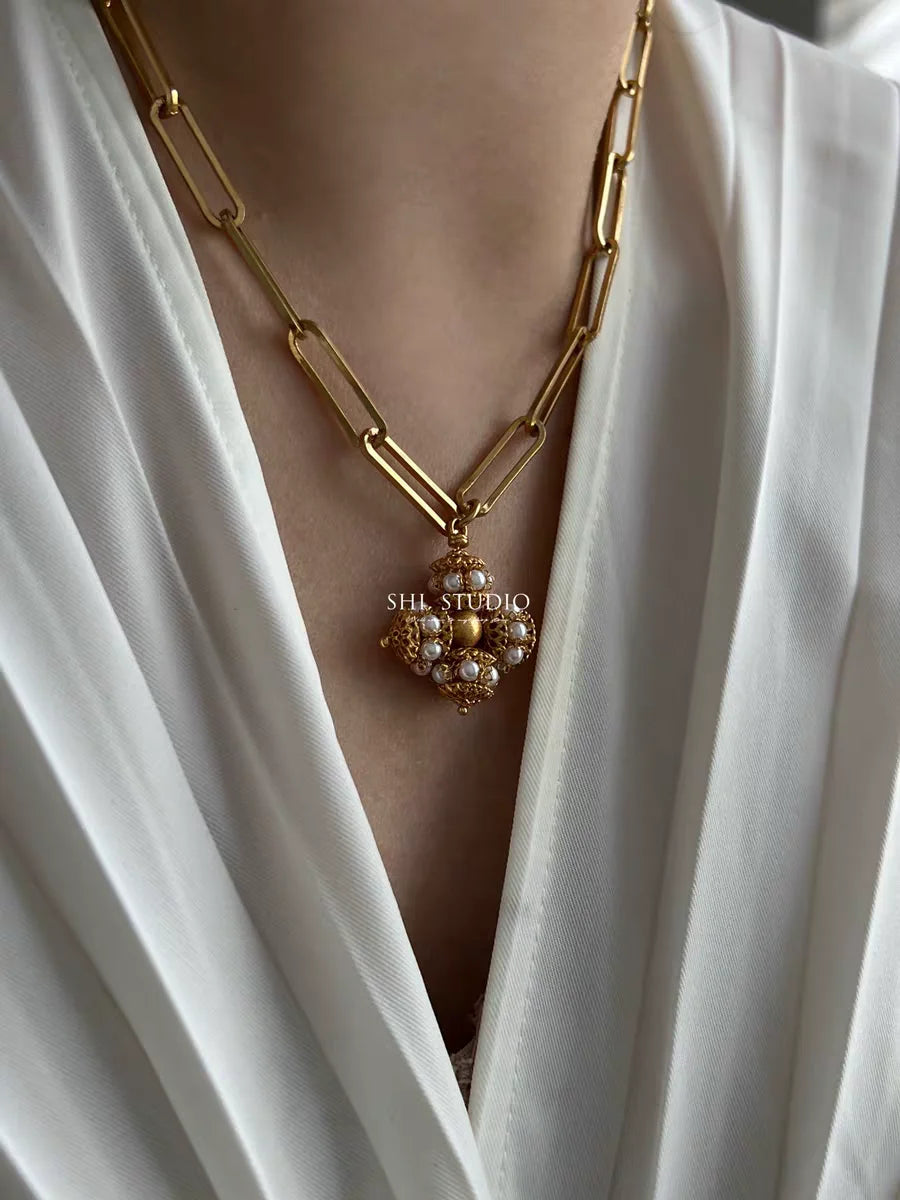 Brass Chunky Natural Beads Floral Pendant Necklace Women Jewelry Punk Designer Runway Rare Gown Boho Japan Korean