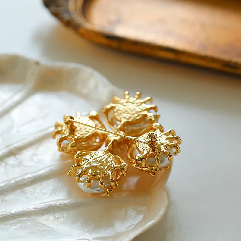 Brass With 18K Faux Pearl Floral Brooches Women Jewelry Punk Party T Show Gown Runway Trendy  Korean Japan Israel