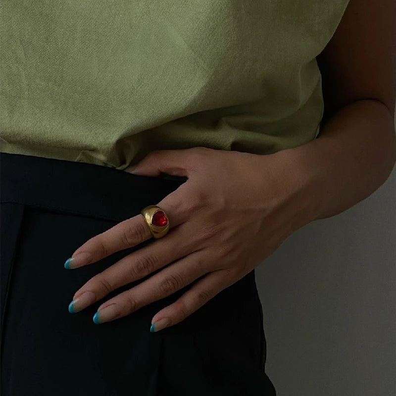 Brass With 18 K Gold Retro Heart Solid Ring Women Jewlery Stuning Designer T Show Club Cocktail Party Rare Japan Korean