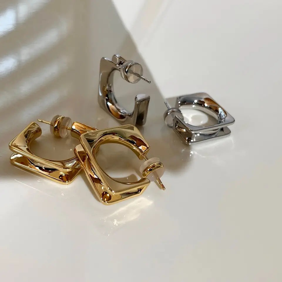 Brass With 18k Gold Hammered Square Hoops Ear Earrings Women Jewelry Party Boho T Show Gown Runway Rare Korean Japan Trendy INS