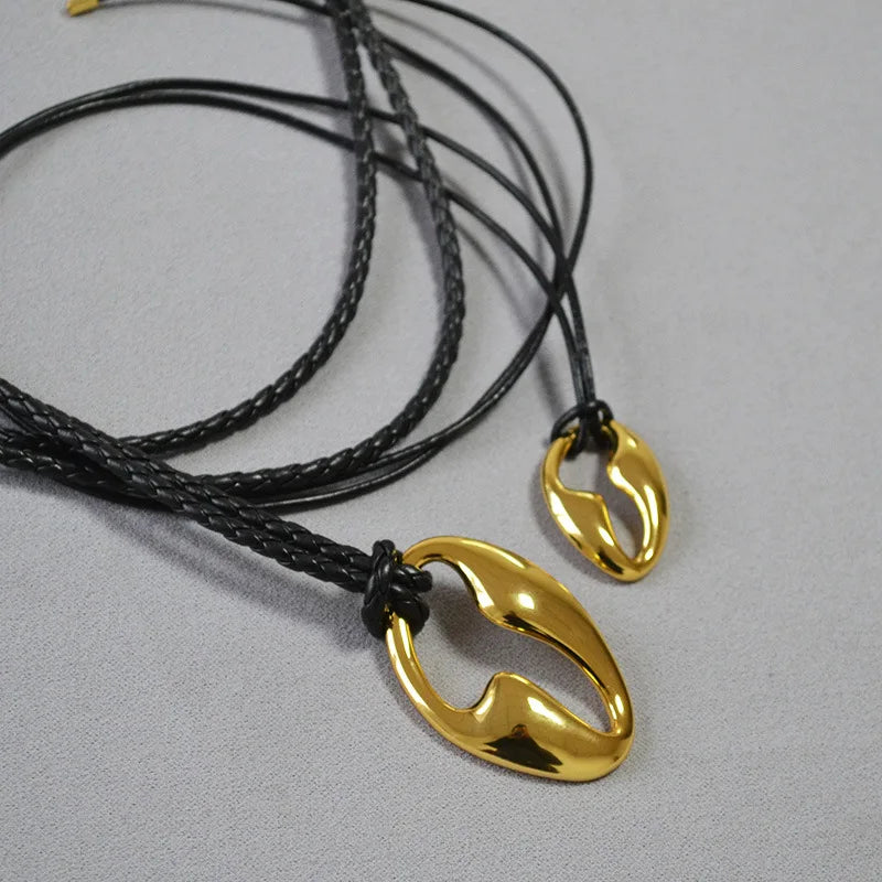 Brass Simply Rope Chian Cutout Pendant Necklace Women  Jewelry Designer T Show Runway Gown  Rare Glam Japan Ins Glam Boho