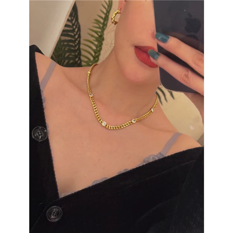 Brass Simply Rhinestoned Cuban Choker Necklace Women Jewelry Designer T Show Runway Gown Rare INS Japan Korean Trendy