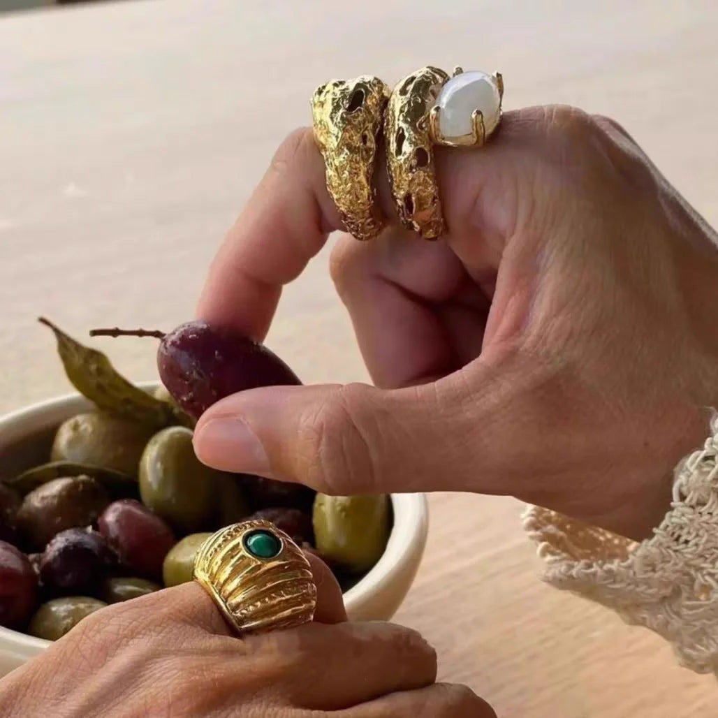 Brass White Crystal Solid Floral Rings Punk Gothic Party Designer Club Cocktail Party Gown Amazing Gift Trendy Top Jewelry