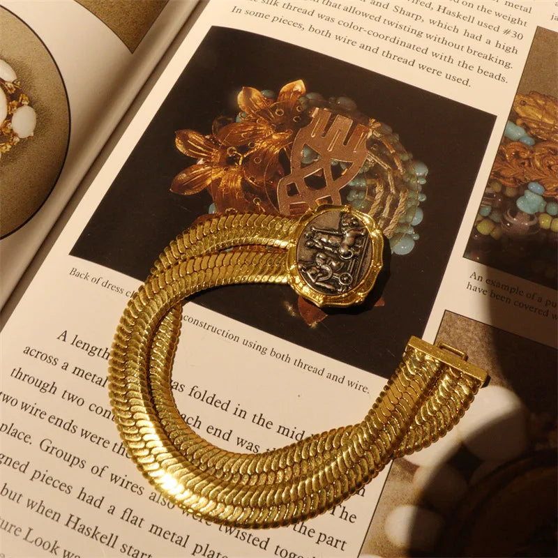 Retro Chunky Snake Chian Coins Bracelet Bangles Women Jewelry OL Designer T Show Party Runway Boho Trendy Japan Korean INS